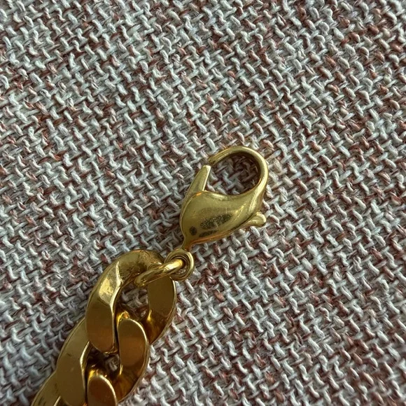 Dior Gold Chain Bracelet - Picture 9 of 9